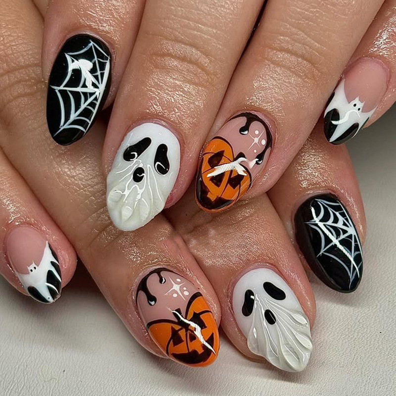 European and American Style 24-Piece Short Almond-Shaped Wearable Nails Halloween Series Spider Web Ghost Pumpkin Nail Stickers