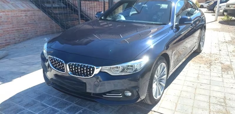 Suitable for Bmw 4 Series F 1.6kg Door Models 2013-2020 Modified Grille in Glossy Black
