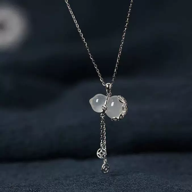 S999纯银福禄葫芦项链女本命年锁骨镶嵌白玉髓吊坠情人节礼物饰品