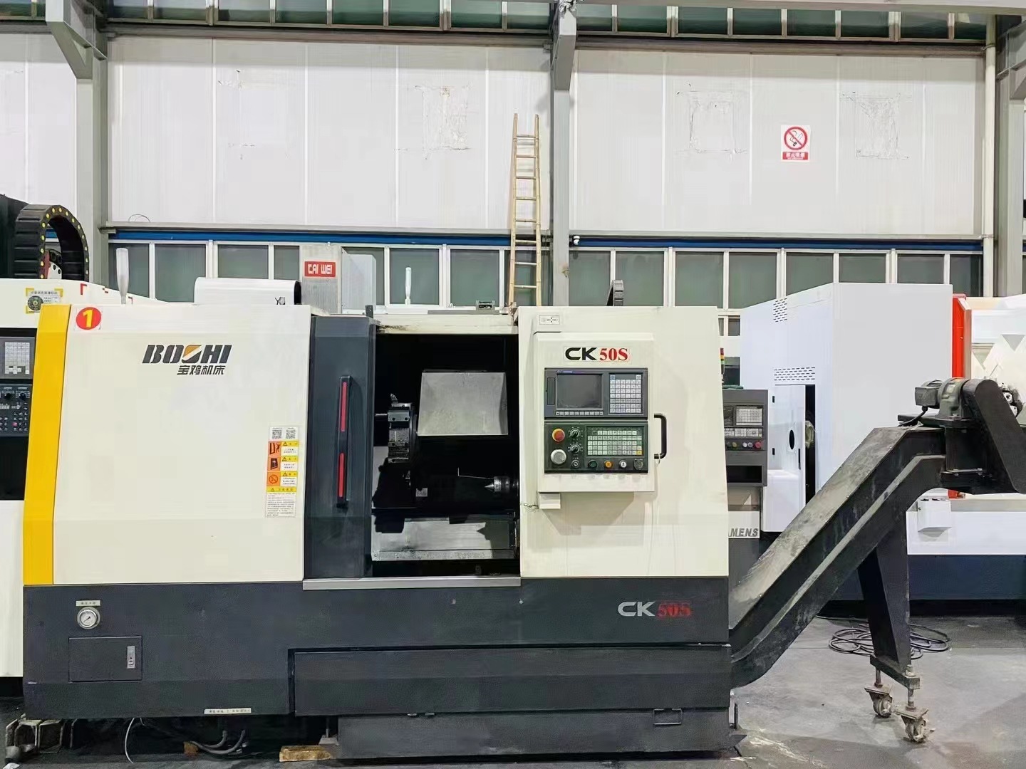 处理二手宝鸡CK50S数控斜身车回转直径500主轴转速2250