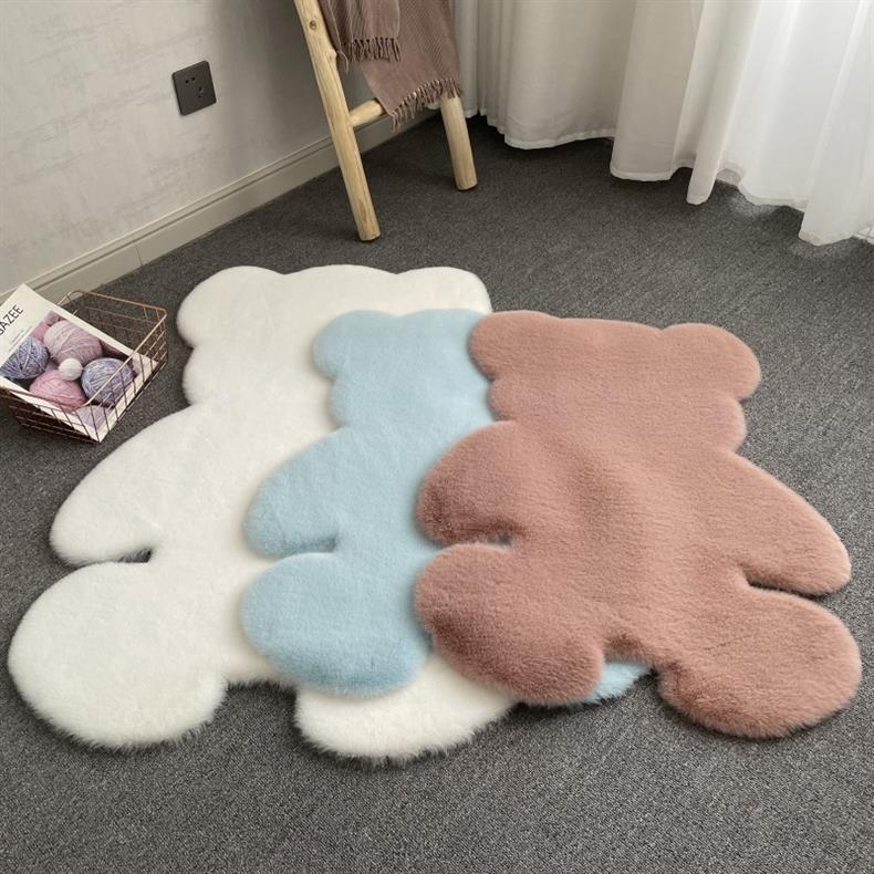 Ins Cute Bear Carpet Plush Decorative Carpet Bedroom Renovation Girl Heart Popular Kidsren's Room Bedside Floor Mat