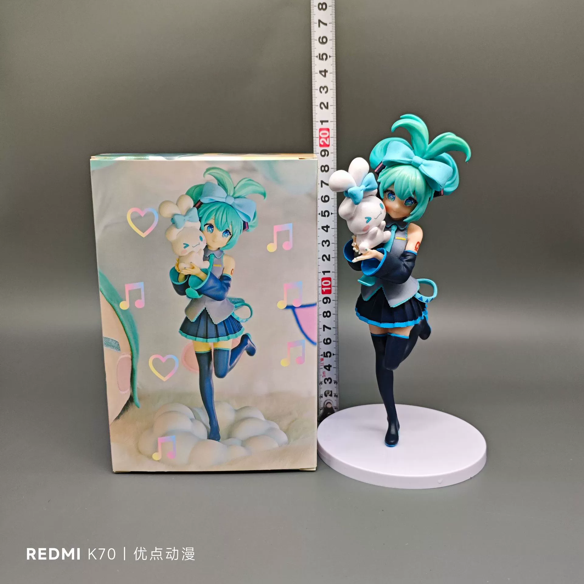 Фигурка ручной работы Hatsune Miku в позе сидящей с большими ушами, модель по двумерной анимации, декоративная
