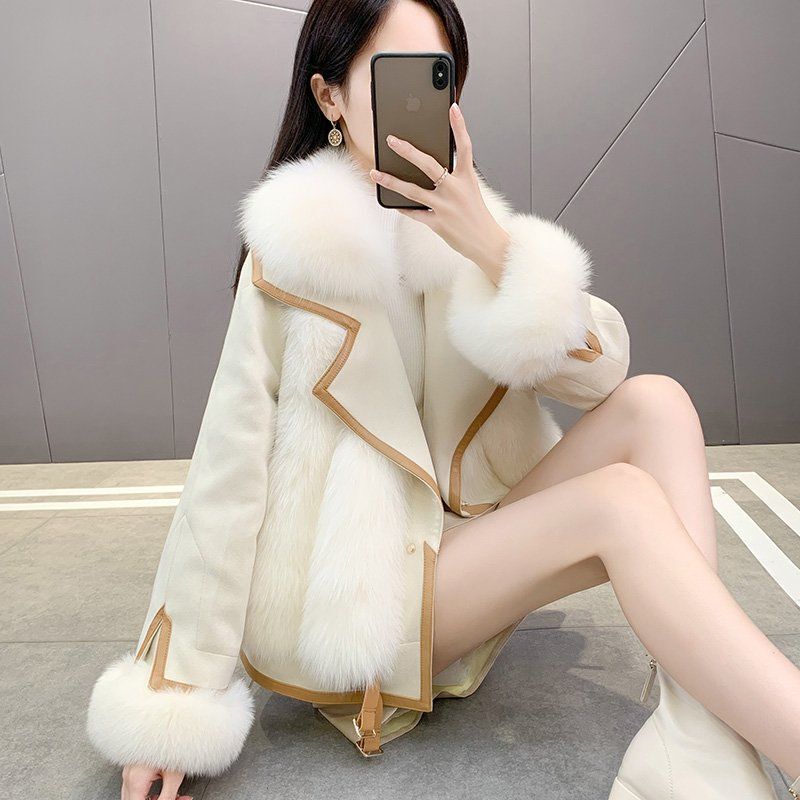 Haining Fur Imitation Fox Fur Short down Jacket Women's 2025 Winter New Suit Collar Young Jacket Haining Fur Imitation Fox Fur Short down Jacket Women's 2025 Winter New Suit Collar Young Jacket