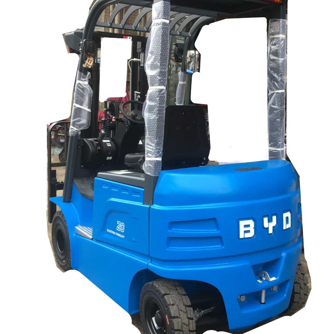 全新省钱环保静音2吨比亚迪铁锂电池电动叉车出售及一年以年租赁