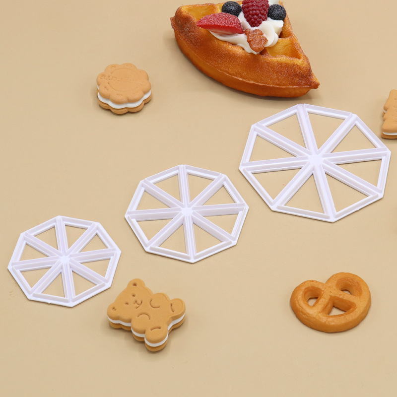 三角形フォンダンシミュレーションケーキベーキングモールドキッチンペストリーツール環境に優しいプラスチックスポット供給メーカー|undefined