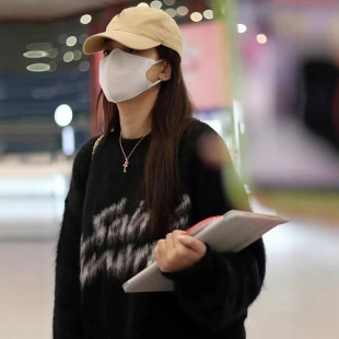 ���_��2025����ͬ����ĸ����ܛŴ�R��ë��ɫ㼑��Lë��������Ů