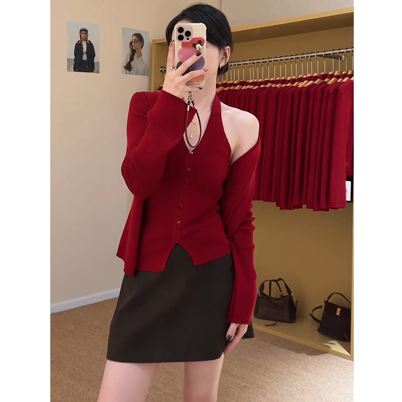 高质量红色上衣女2025年新款爆款针织吊带开衫两件套上衣显白秋装|undefined