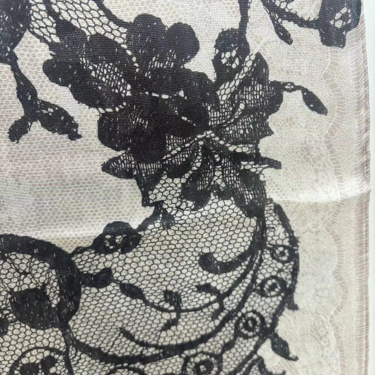 100% Mulberry Silk 110cm French Lace Floral Square Scarf For Women, Summer Lightweight Handmade Silk Scarf - Thumbnail 4