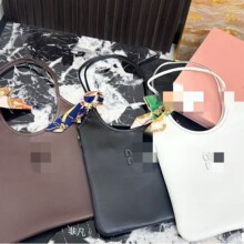 �¿�miu�����ذ�tote�͹ŷ����μ������Ҹ�°��������Q��ُ���
