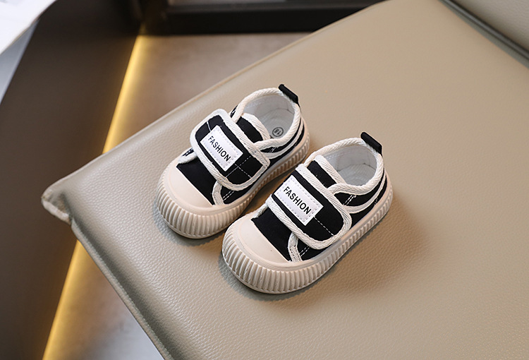 2024 Vår och höst Barncanvas Pojkar Casual Shell Head Girls Cookie Mjuk sula Babyskor_voghion.com