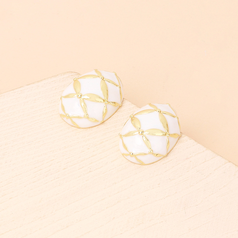 Wedding, Travel Occasion Retro Geometric Irregular Diamond Oil Alloy Stud Earrings Wholesale