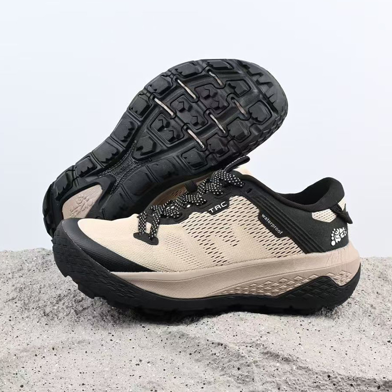 Exported to Canada Bigfoot Cross-Country Running Shoes for Men, Non-Slip Shock-Absorbing All-Terrain Outdoor Sports Hiking and Mountaineering Shoes for Women
