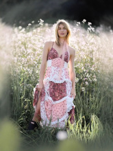 跨境欧美休闲度假风简约性感蕾丝拼接设计碎花吊带裙