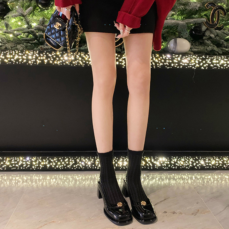 Uva mamá ~ exquisita Camelia cuadrado punta redonda tacón grueso zapatos de una sola capa slip-on rojo tacones altos zapatos de cuero pequeños para las mujeres