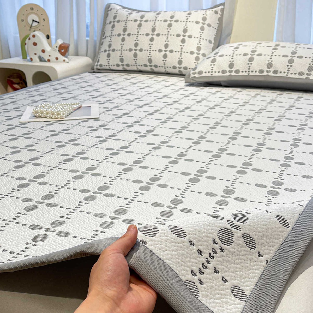 Sábanas de seda de hielo de verano, una pieza, estera suave de doble uso de doble cara 2025 nuevo dormitorio, estera individual, estera de tres piezas