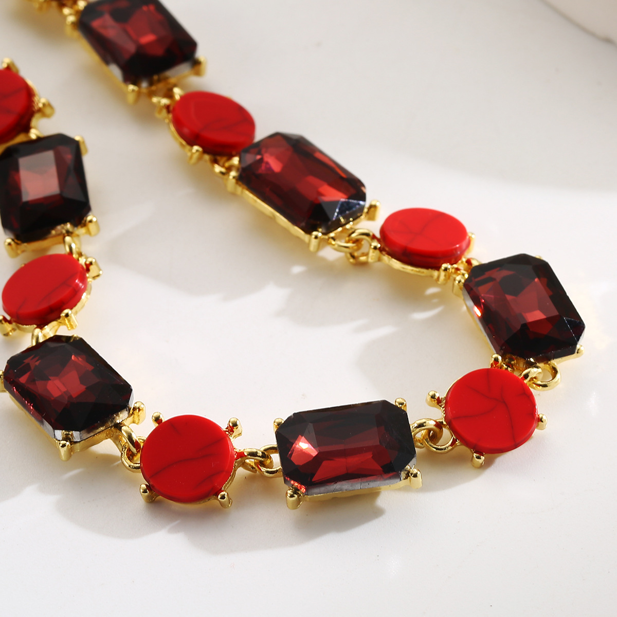 Oversized Statement Necklace For Women, Geometric Collarbone Chain_voghion.com