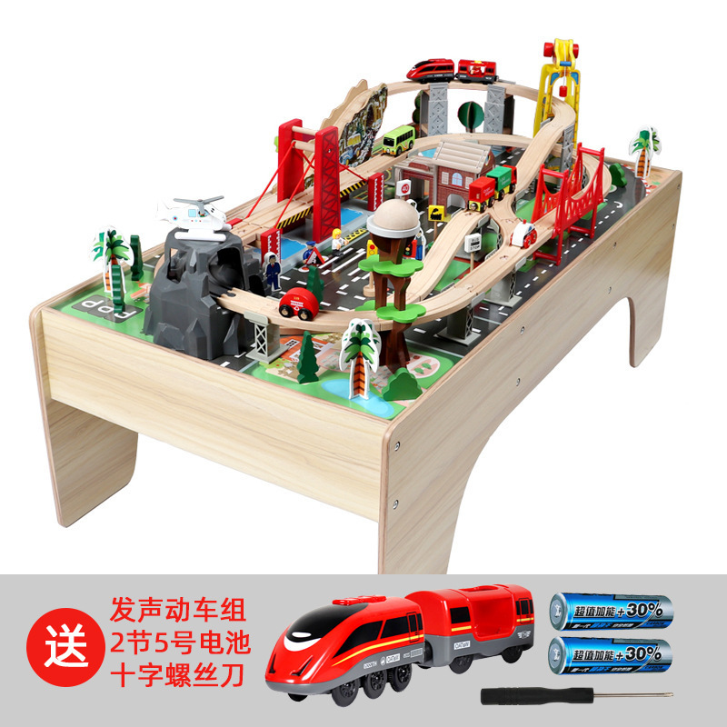 Nuevo estilo 100 piezas de lujo de madera juego de riel eléctrico serie tren riel niños juguetes de montaje de bricolaje al por mayor