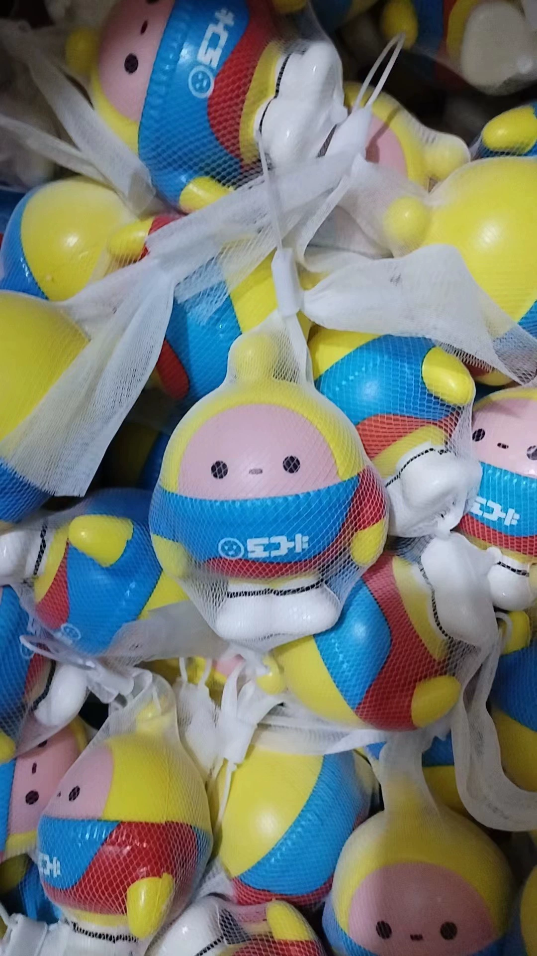 Игрушка (Sanrio) squishy яйцо-кукла, антистресс плюш, набор персонажей