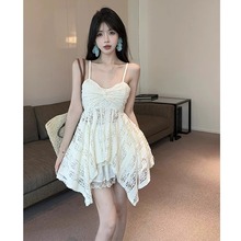 2025年夏季新款韩版性感纯欲不规则蕾丝吊带背心设计感百搭上衣女