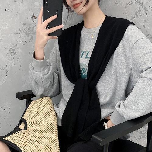 Knitted shawl with skirt for women, warm and new fashion, suitable for spring and autumn, trendy, neck air-conditioned room shoulder protector, thin collar
