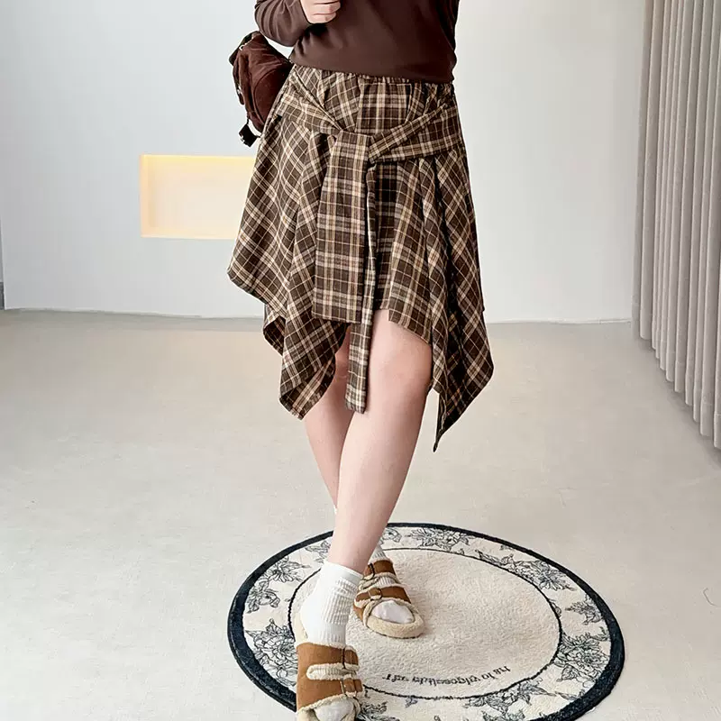 双天2025秋新款大码胖mm女装裙子不规则格子半身裙显瘦半身裙9122