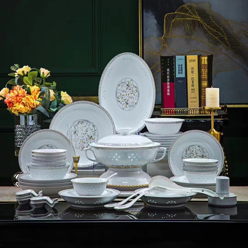 Newlywed Tableware suit Jingdezhen Linglong Porcelain Thickened Bowl and Plate Large Set of Ten Household Tableware Wedding Dowry Newlywed Tableware suit Jingdezhen Linglong Porcelain Thickened Bowl and Plate Large Set of Ten Household Tableware Wedding Dowry
