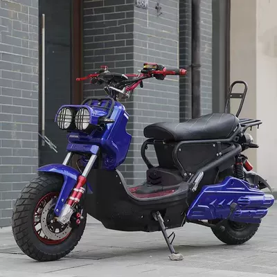 Elektrikli motosikletlər Battery Car Pedal Electric