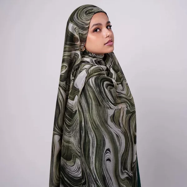 New cross-border watercolor wave pattern printed scarf for women, elegant headscarf, fashionable and elegant shawl, gauze scarf for all seasons