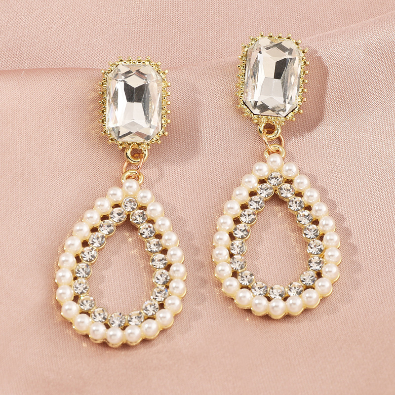 Fashion Round Five-pointed Star Pearl Earrings display picture 9