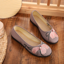 春夏秋款老北京布鞋女民族风绣花鞋古风妈妈平底软底单款女士布鞋