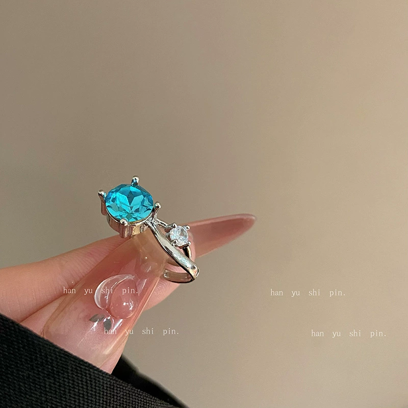 Clip‑on earrings, zirconium and pearl, light‑luxury non‑pierced design