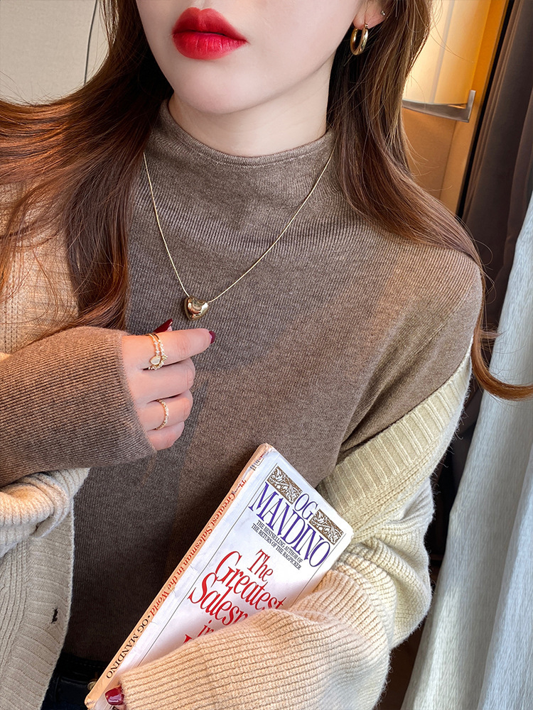 연기 소나무 색상