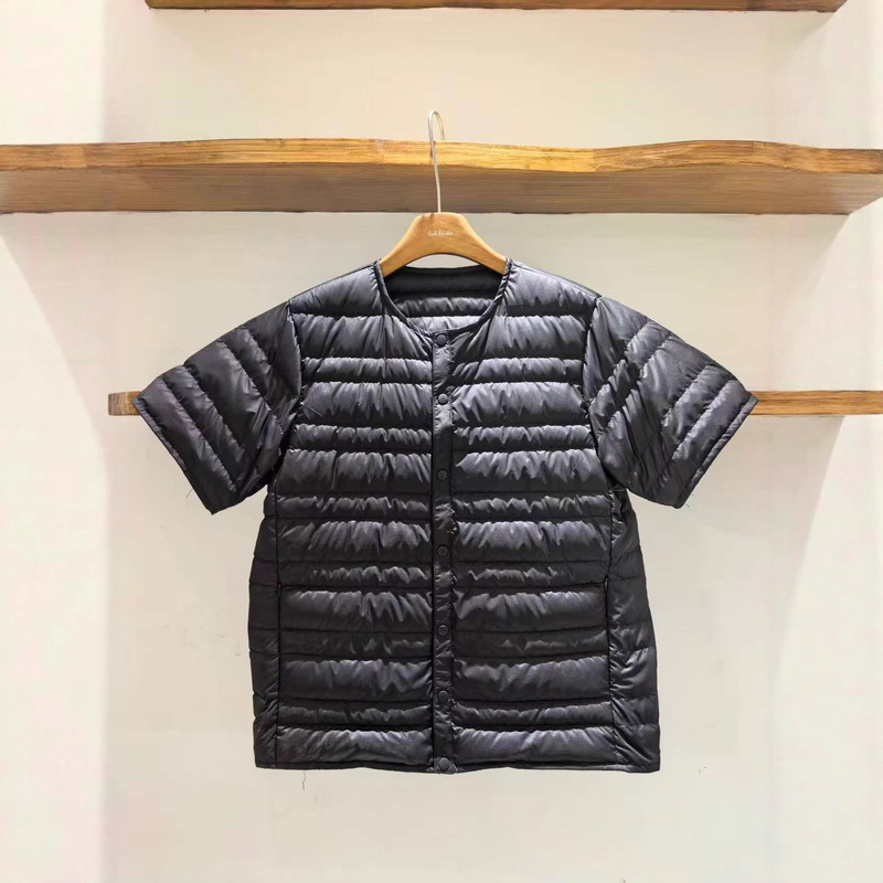 2025 Winter Japanese Style Preppy Style 90 White Duck down Lightweight Warm Black Versatile Short-Sleeved Version down Vest for Women