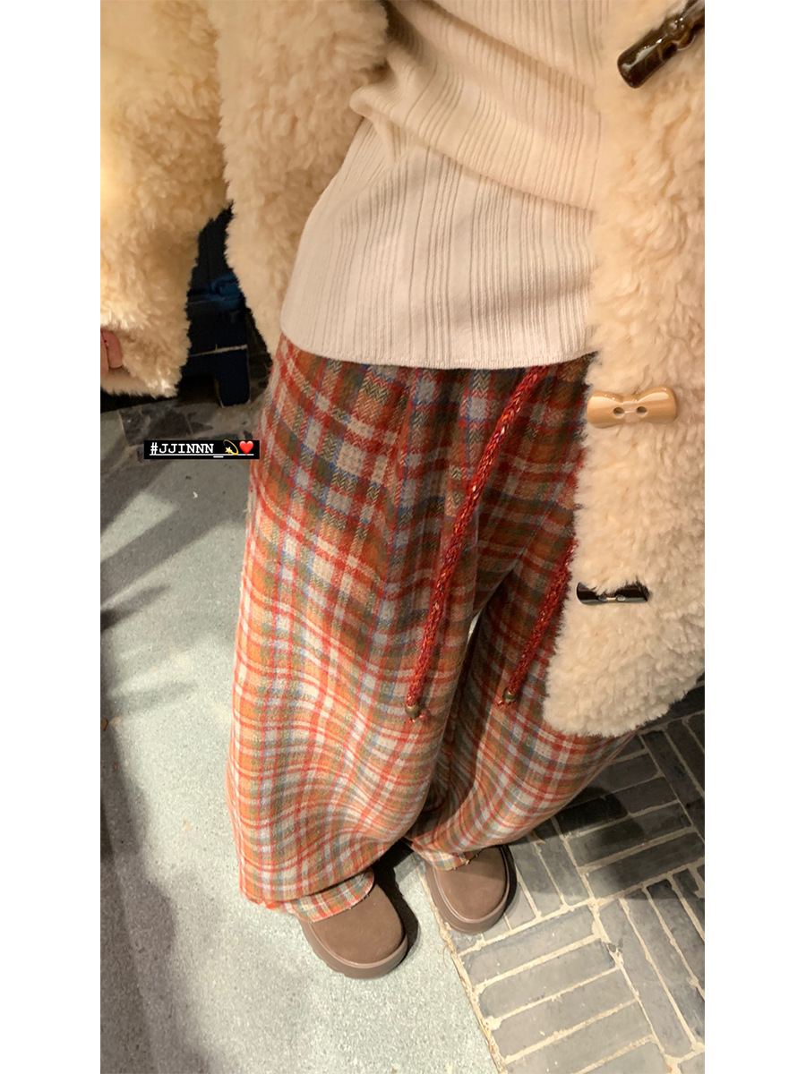 Plaid pants