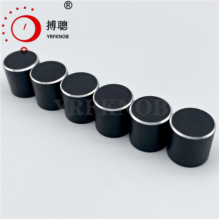 YRFKNOBƷ�����Ͻ���ť��ɰ��ɫ�����������λ����ʱ��������ť