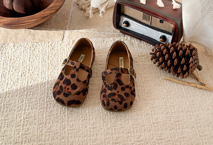 Mädchen Lederschuhe Mit Leopardenmuster Im Koreanischen Stil_voghion.com