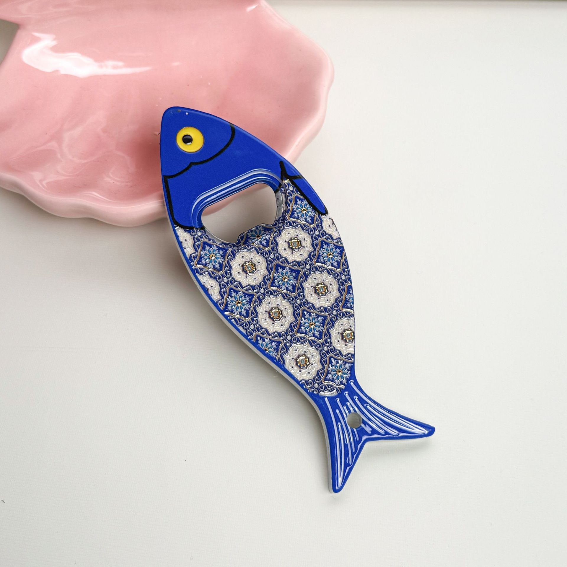 Nuevo pez transfronterizo abrebotellas pegatinas de refrigerador material melamina en relieve textura tecnología de estampado estereoscópico fuerte pegatinas de refrigerador