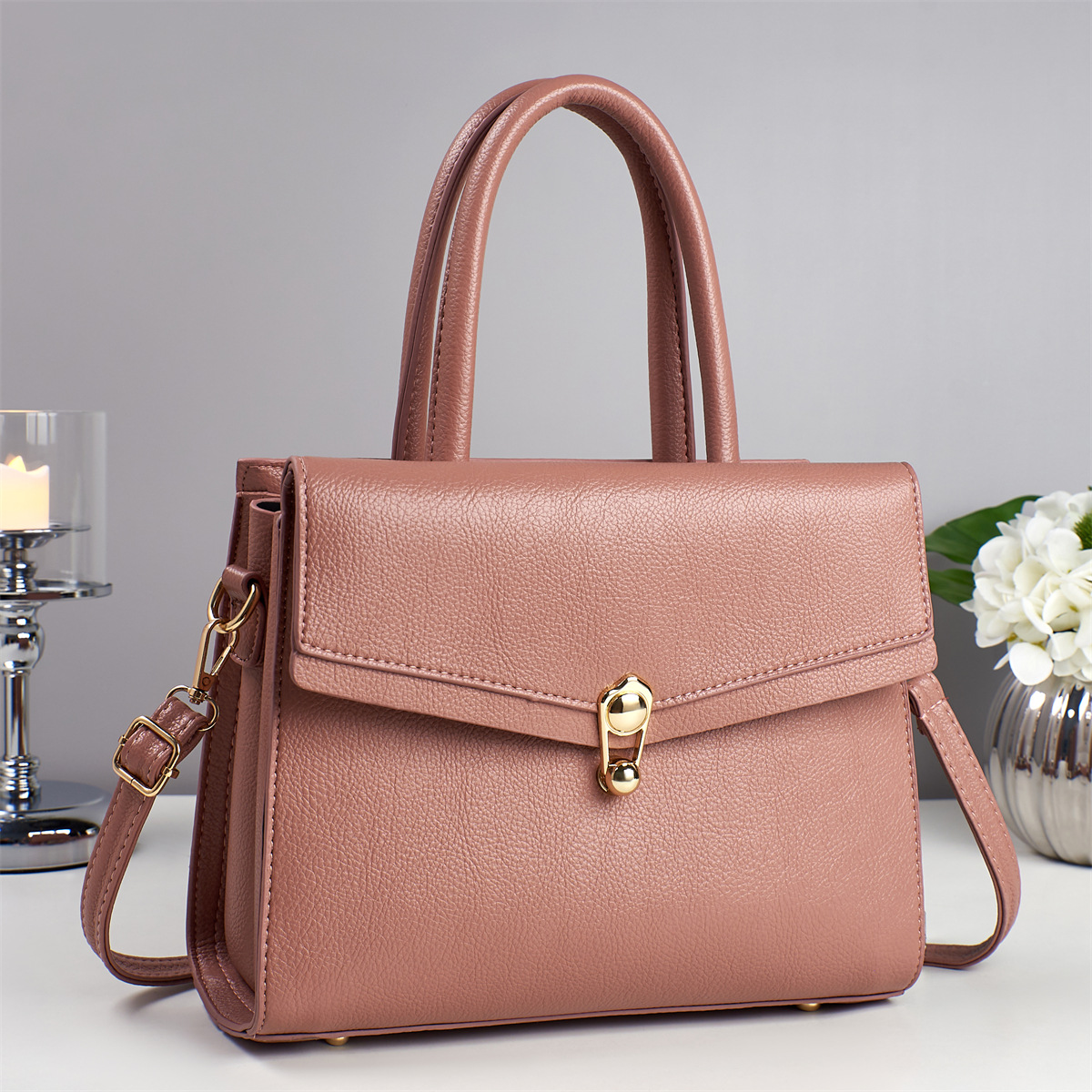 Bolso pequeño de color sólido transfronterizo de mediana edad, bolso pequeño, bolso de mensajero de un solo hombro simple y de moda, bolso de madre 2025 nuevo