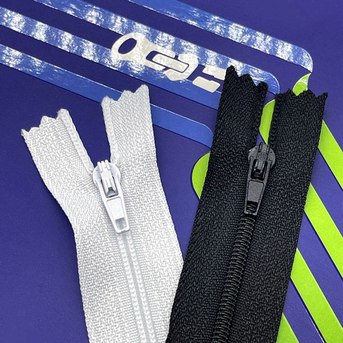 Black and white nylon zipper wholesale automatic head nylon zipper No. 3 self-locking zipper closed tail plastic trouser zipper