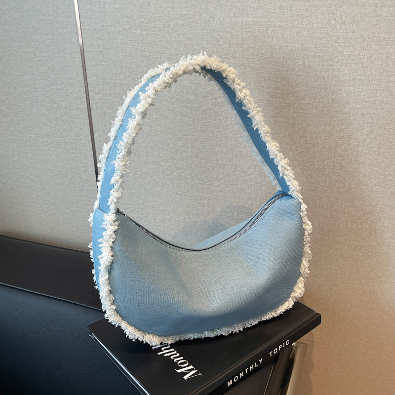 Bolso de axila de nicho coreano para mujer otoño e invierno 2024 nueva moda de moda silla de felpa bolso de hombro de mezclilla casual