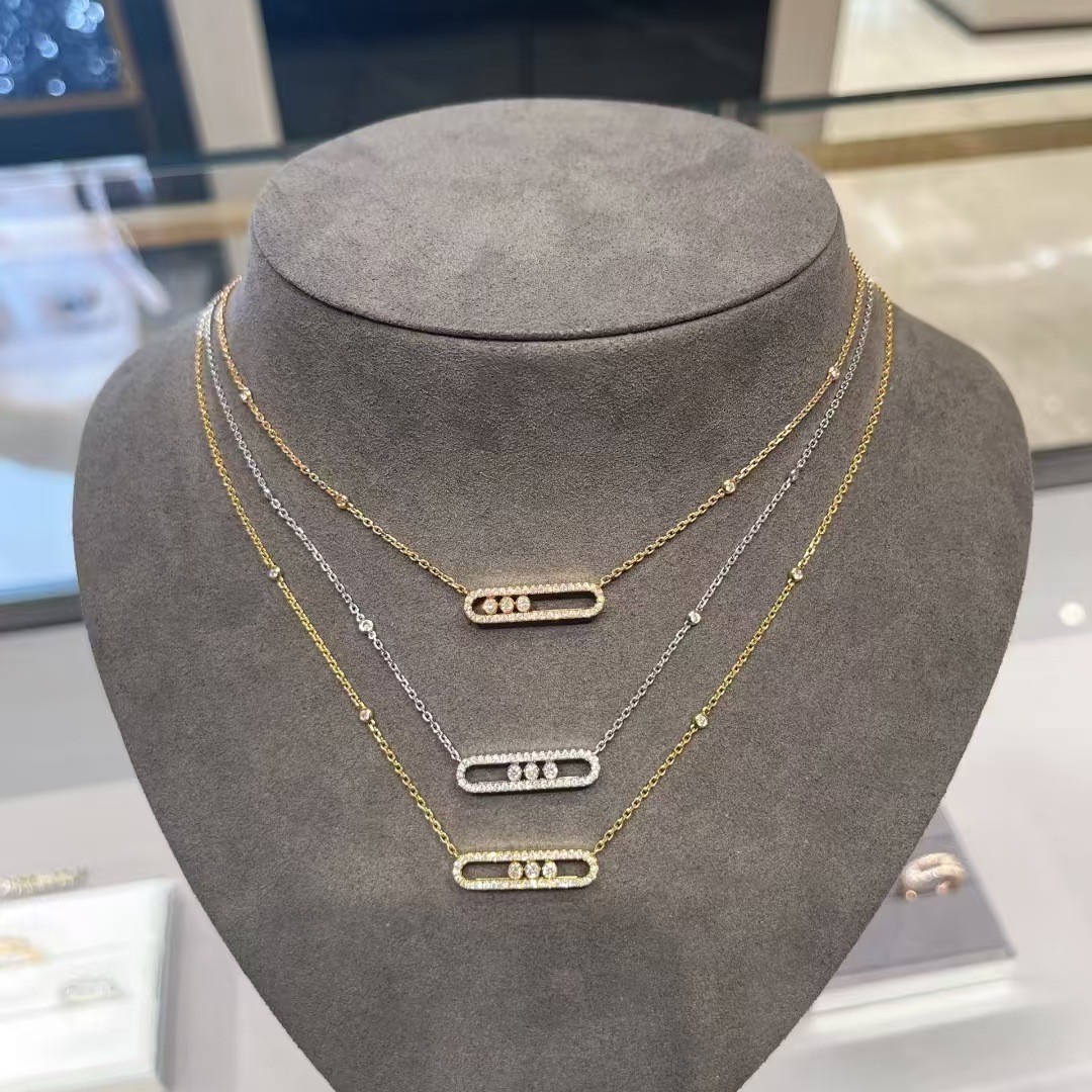 Foreign Trade Jewelry Mei's Three-Diamond Small Sliding Full-Diamond Necklace Niche Versatile High-End Geometric Pendant Jewelry for Women