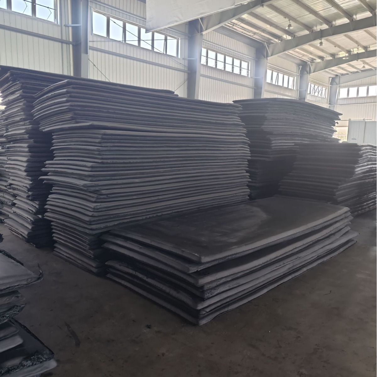 现货直发 60-70度黑色EVA板 eva泡棉板材 可模切分条加工高密度板