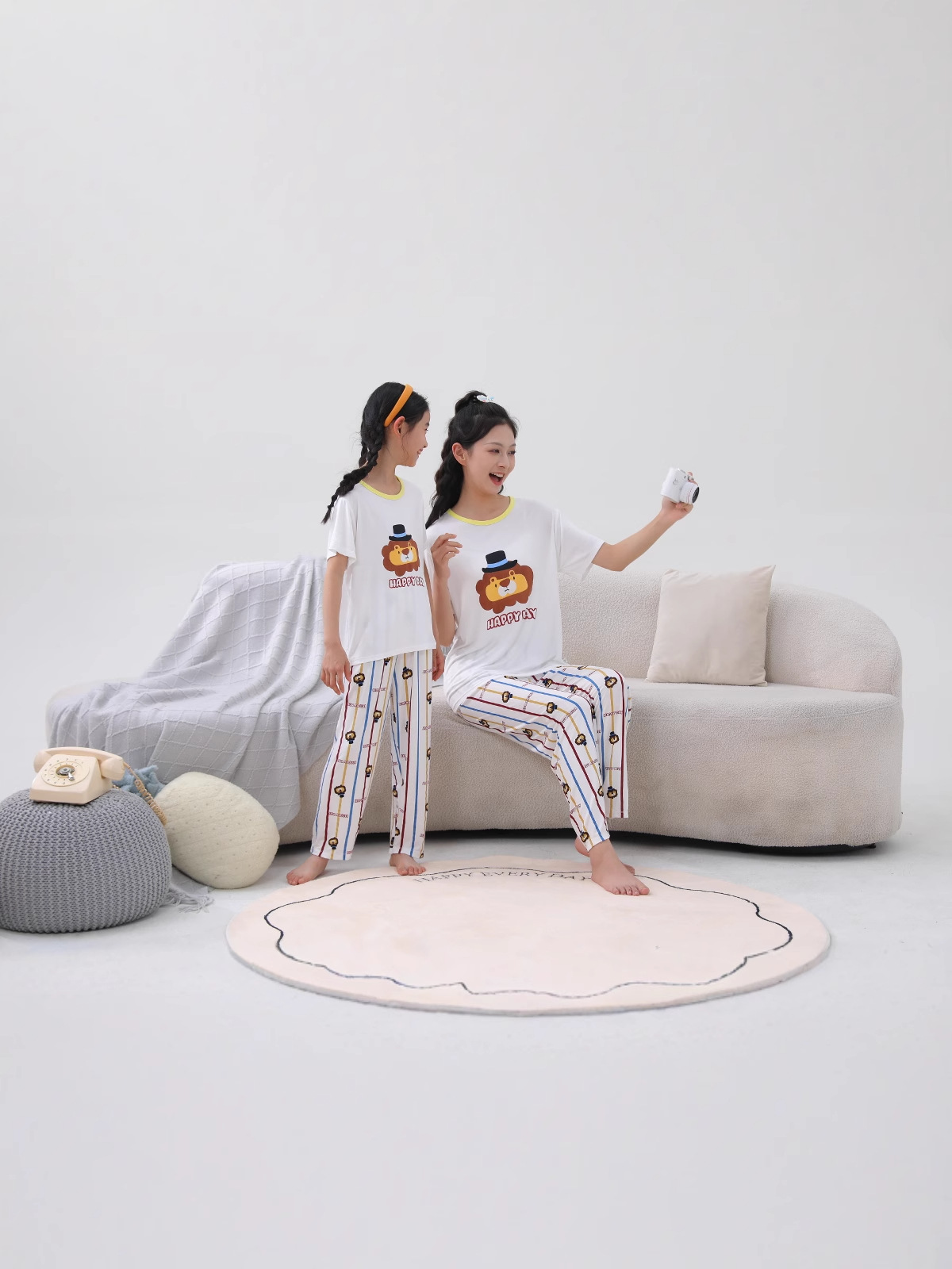 Traje modal para niños Traje delgado de verano de manga corta con aire acondicionado Traje para niños grandes y niñas Ropa de hogar Pijamas Conjunto para padres e hijos