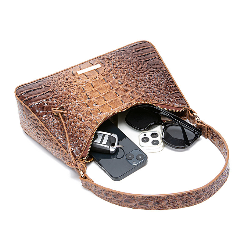 Retro Portable Underarm Women's Bag Brahman Bump Crocodile Pattern_voghion.com
