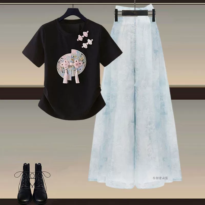 Новый летний костюм в китайском стиле для женщин 2025 года, новый ханьфу с улучшенным топом на пуговицах, элегантный свободный комплект из широких брюк.