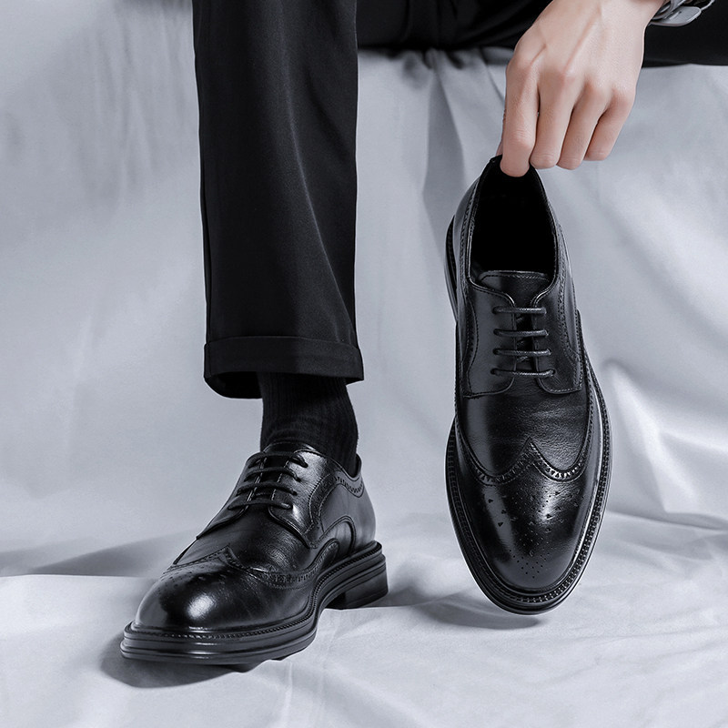 Brogue Leather Shoes for Men, Carved Pattern, British Style, High-End Korean Version, Business Suit Shoes, Height-Increasing, Wedding Groom Shoes