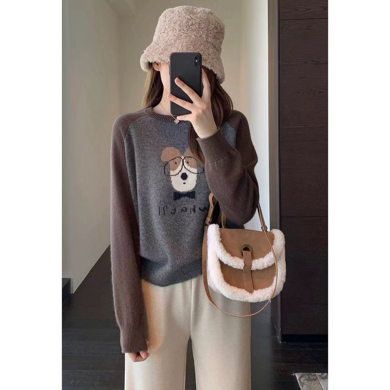 元气减龄 时髦拼色落肩袖显瘦卡通提花针织毛衣女秋冬新G1023M