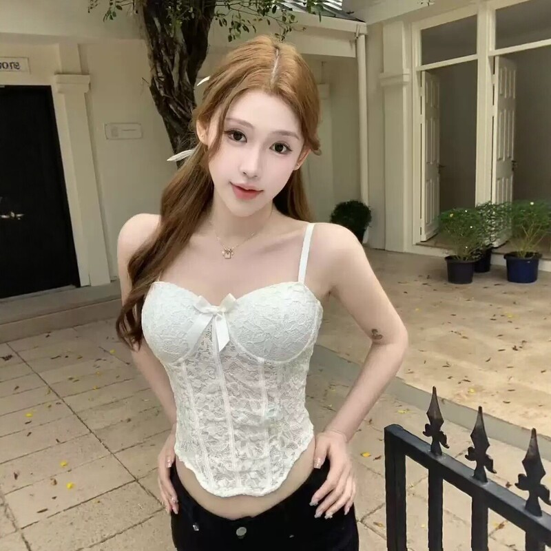 Lace Camisole for Women, New Summer Style, Slim Fit, Bowknot Tube Top, Pure Desire Style, Can Be Worn as an Inner or Outer Layer Lace Camisole for Women, New Summer Style, Slim Fit, Bowknot Tube Top, Pure Desire Style, Can Be Worn as an Inner or Outer Layer