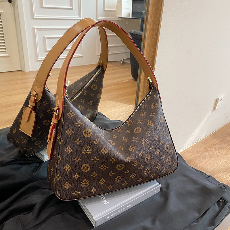 Cross-Border 2025 New Style Presbyopic European and American Fashion Women's Tote Bag Shoulder Bag Casual Large Capacity Commuter Underarm Bag Cross-Border 2025 New Style Presbyopic European and American Fashion Women's Tote Bag Shoulder Bag Casual Large Capacity Commuter Underarm Bag