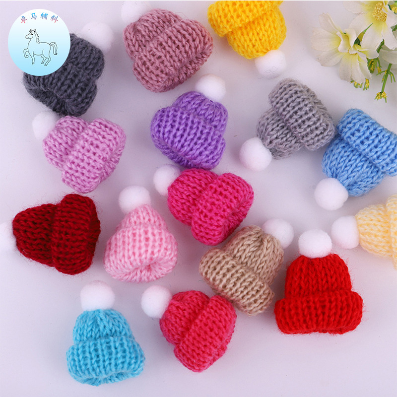 woolen knitted small Christmas hat